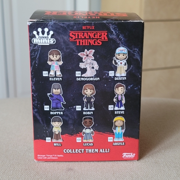 FUNKO Minis Stranger Things Figure, Robin - Picture 3 of 4